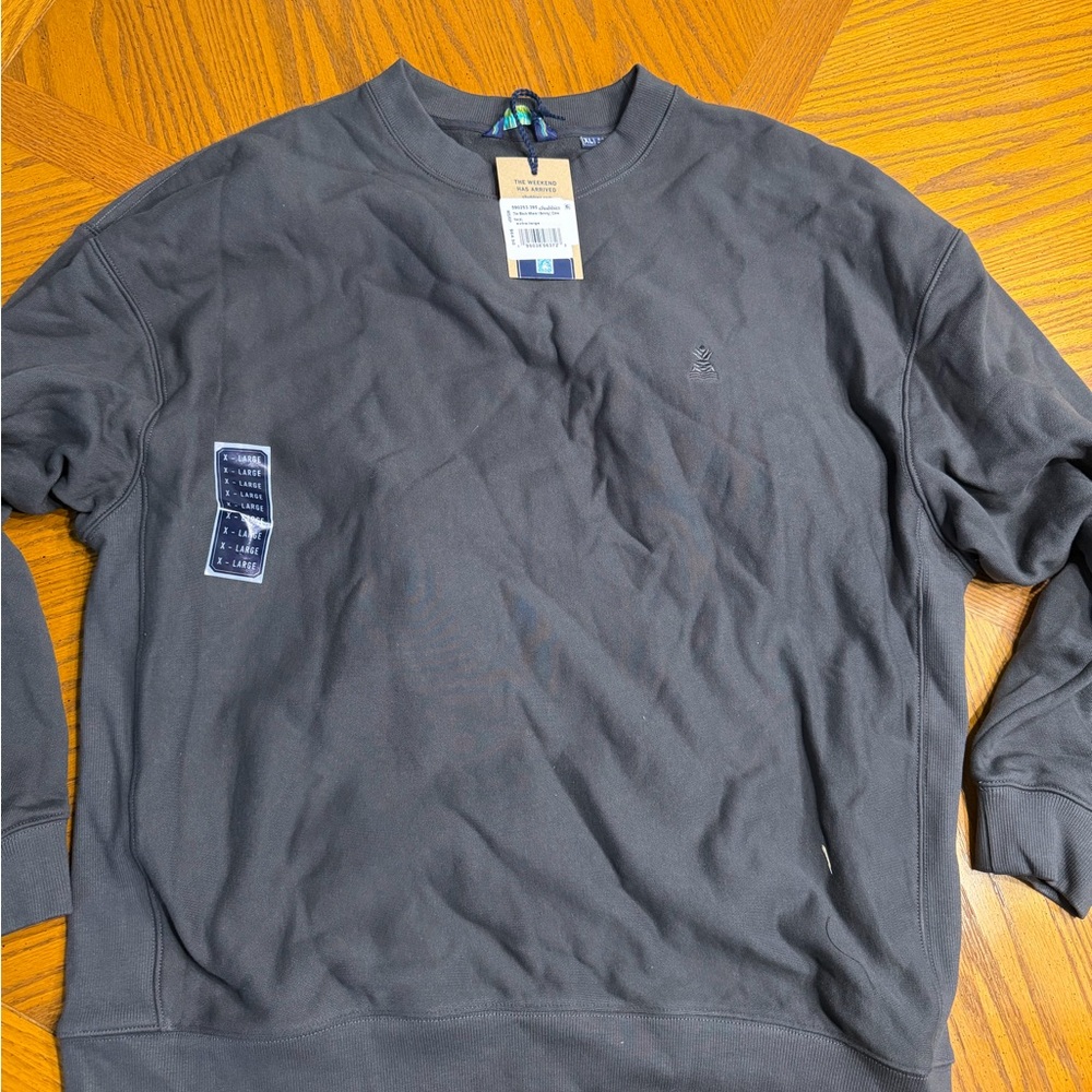 Chubbies men’s gray “the black where I belong” crew neck